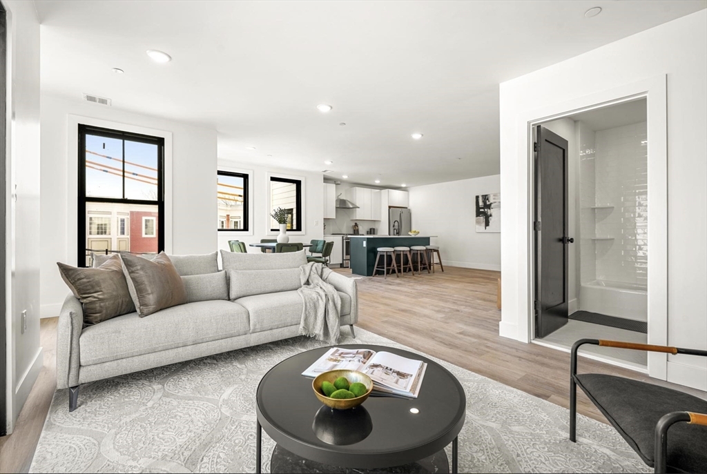 173 Magnolia # 2