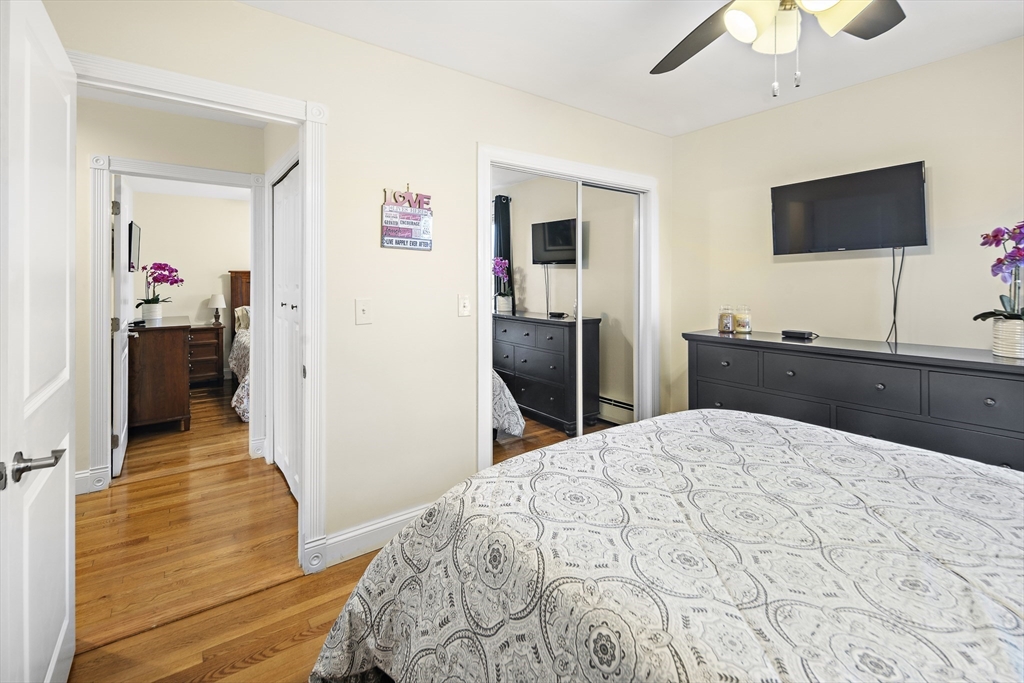 371 N Shore Rd