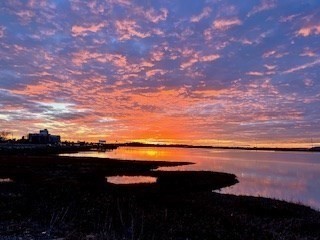 371 N Shore Rd