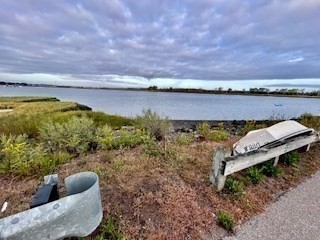 371 N Shore Rd