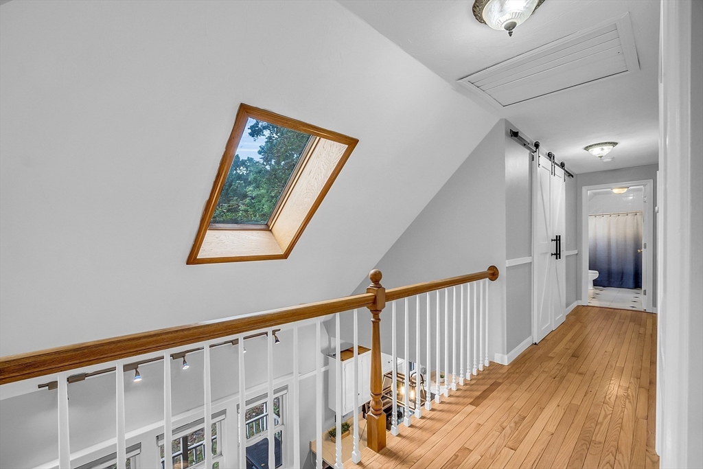 18 Burt Rd