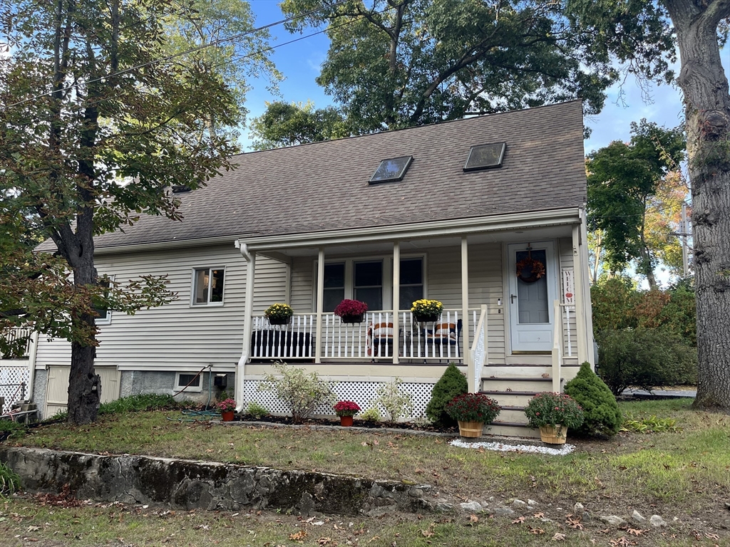 18 Burt Rd