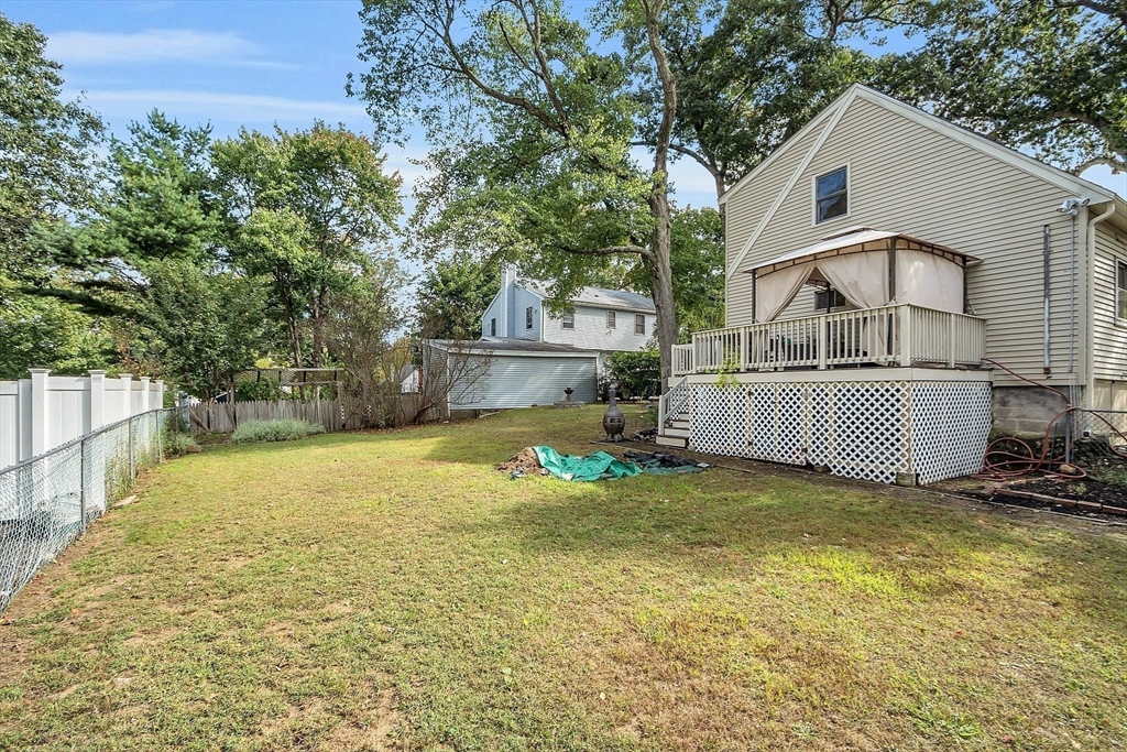18 Burt Rd