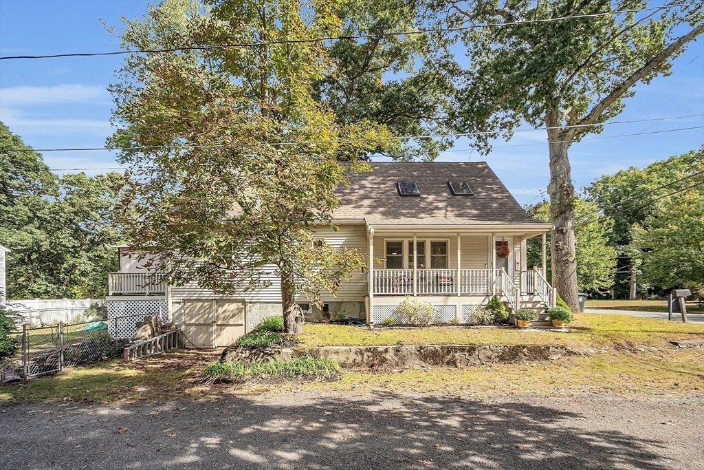 18 Burt Rd