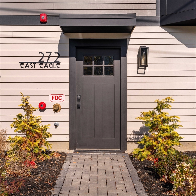 272 East Eagle St # 4