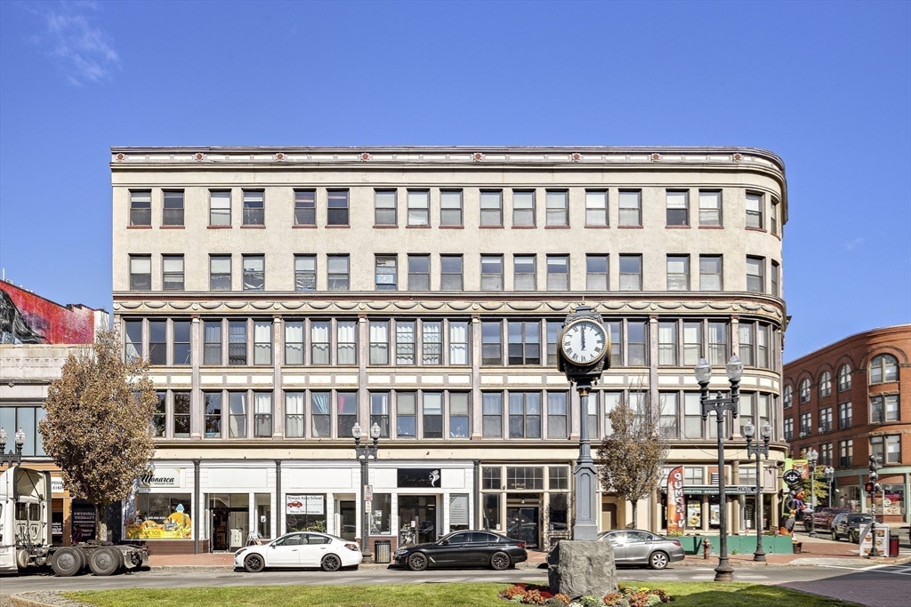 7 Central Sq # 205