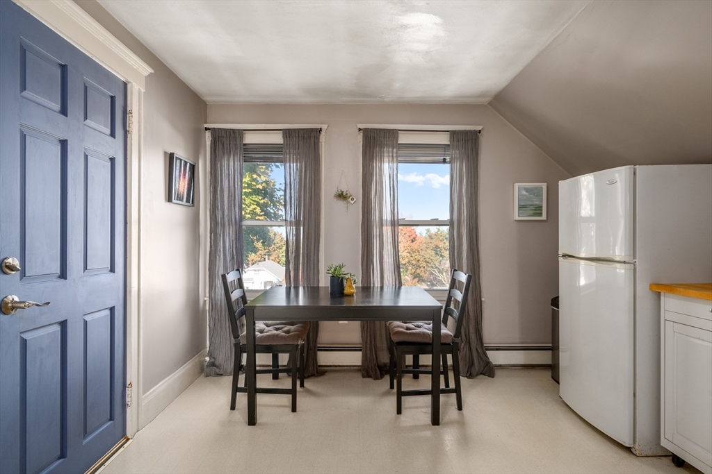 31 Lenox Rd # 3