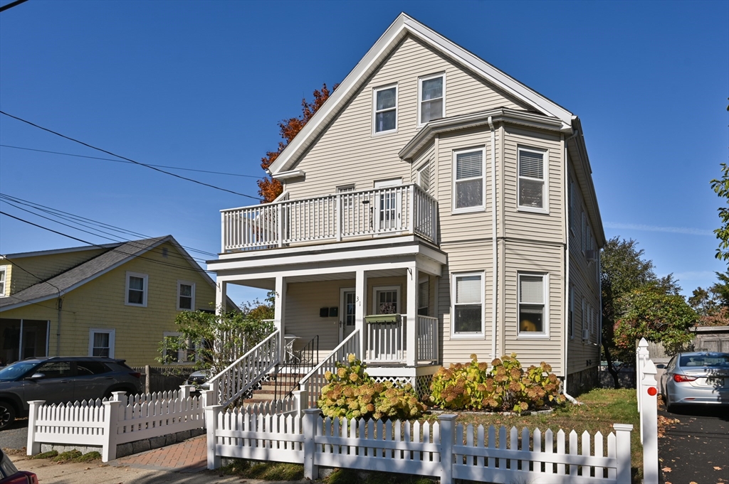 31 Lenox Rd # 3