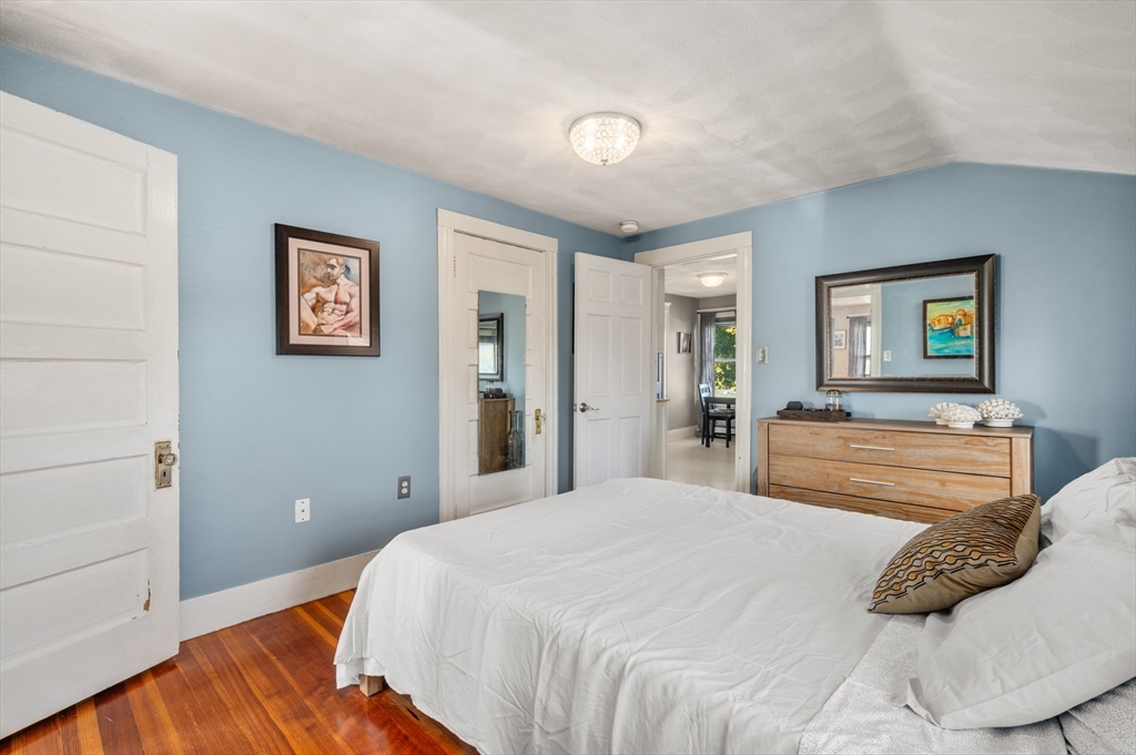 31 Lenox Rd # 3