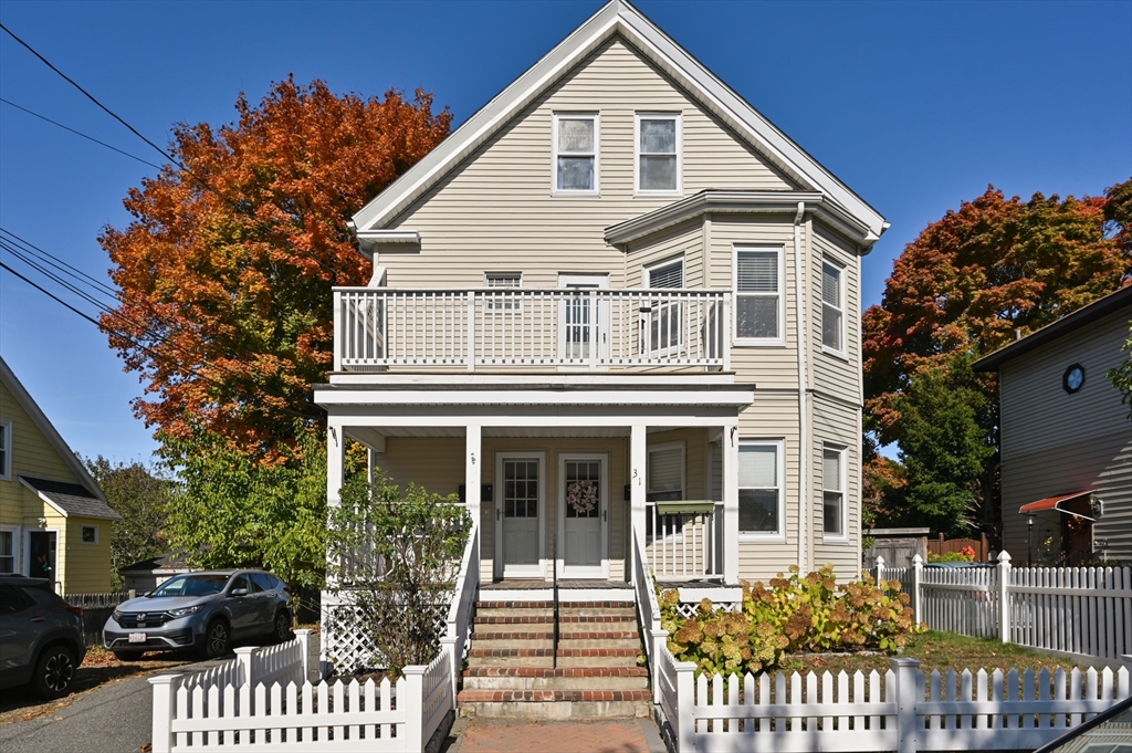 31 Lenox Rd # 3