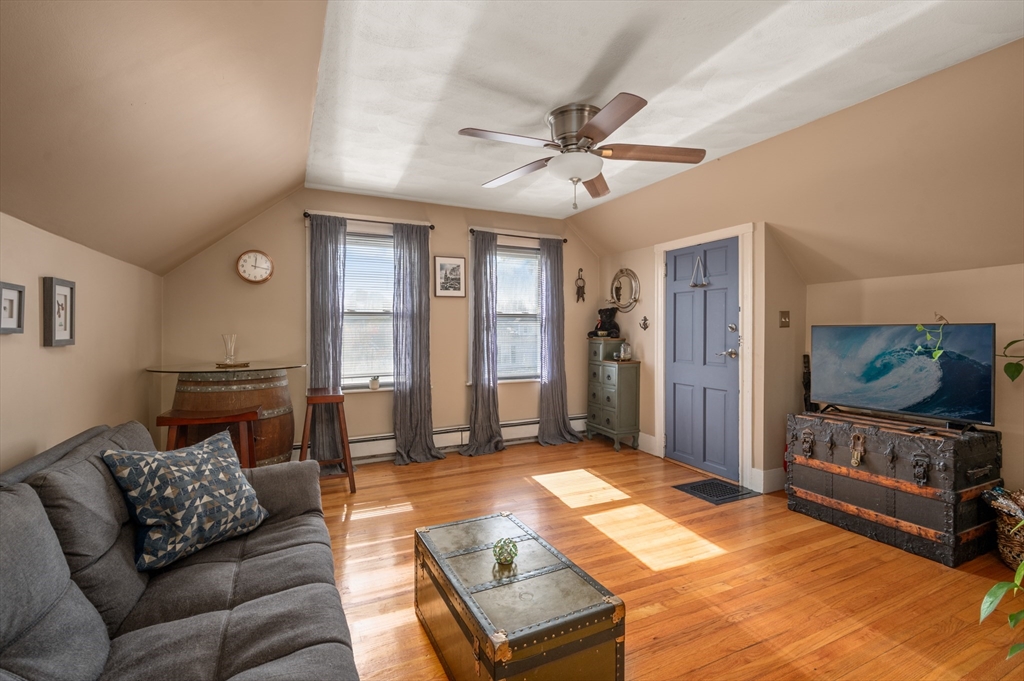 31 Lenox Rd # 3