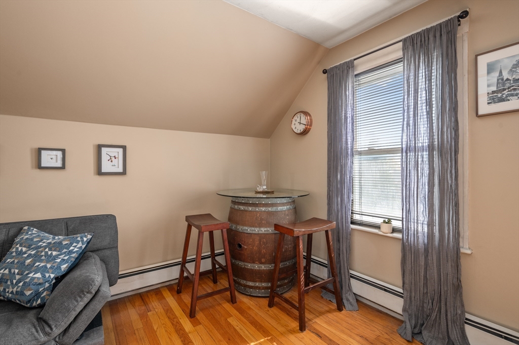 31 Lenox Rd # 3
