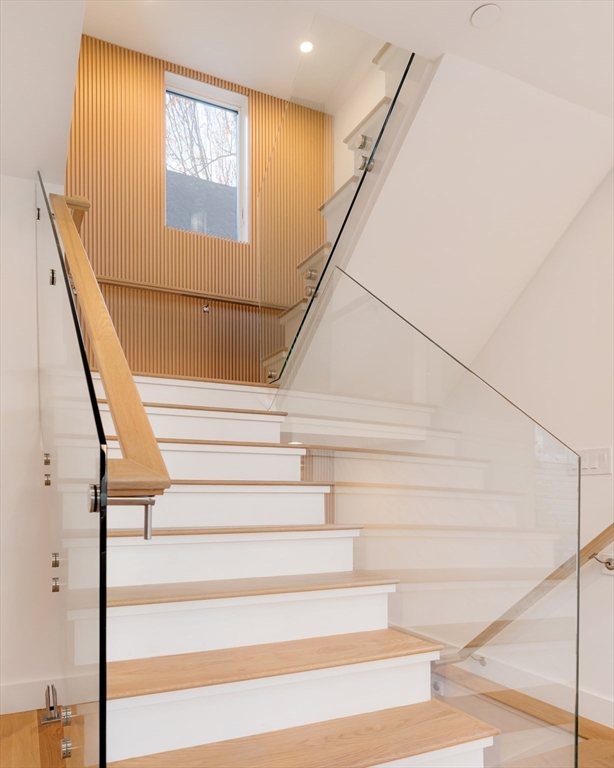 286 Broadway # 2