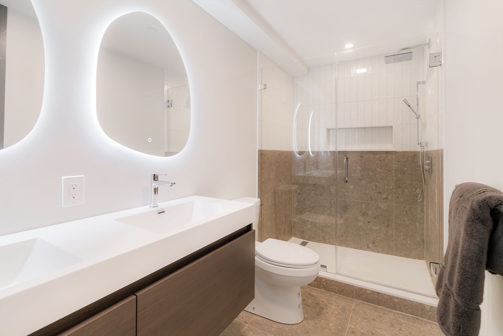 286 Broadway # 2