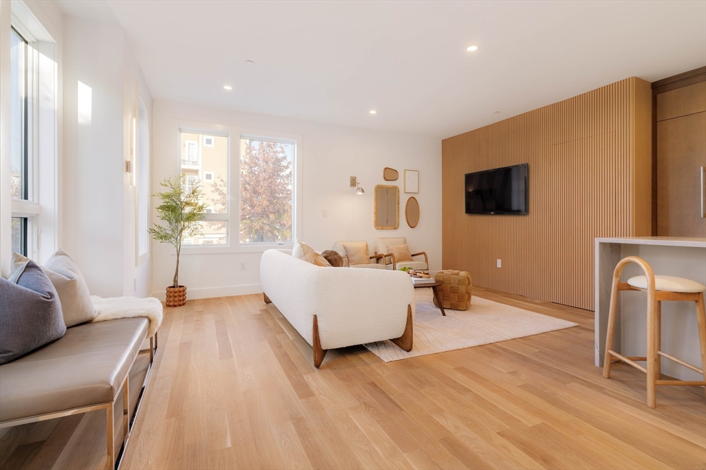 286 Broadway # 2