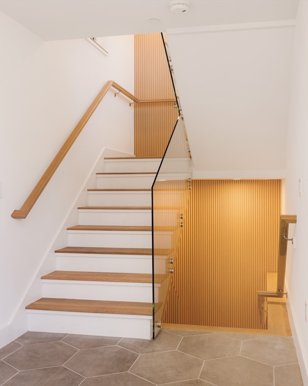 286 Broadway # 2