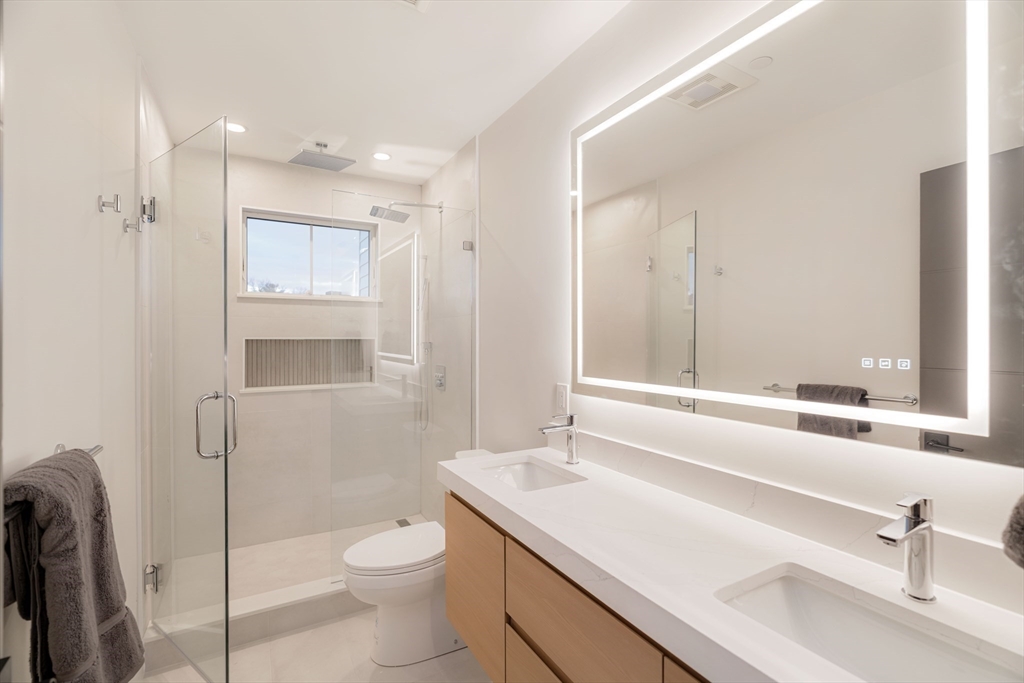 286 Broadway # 1