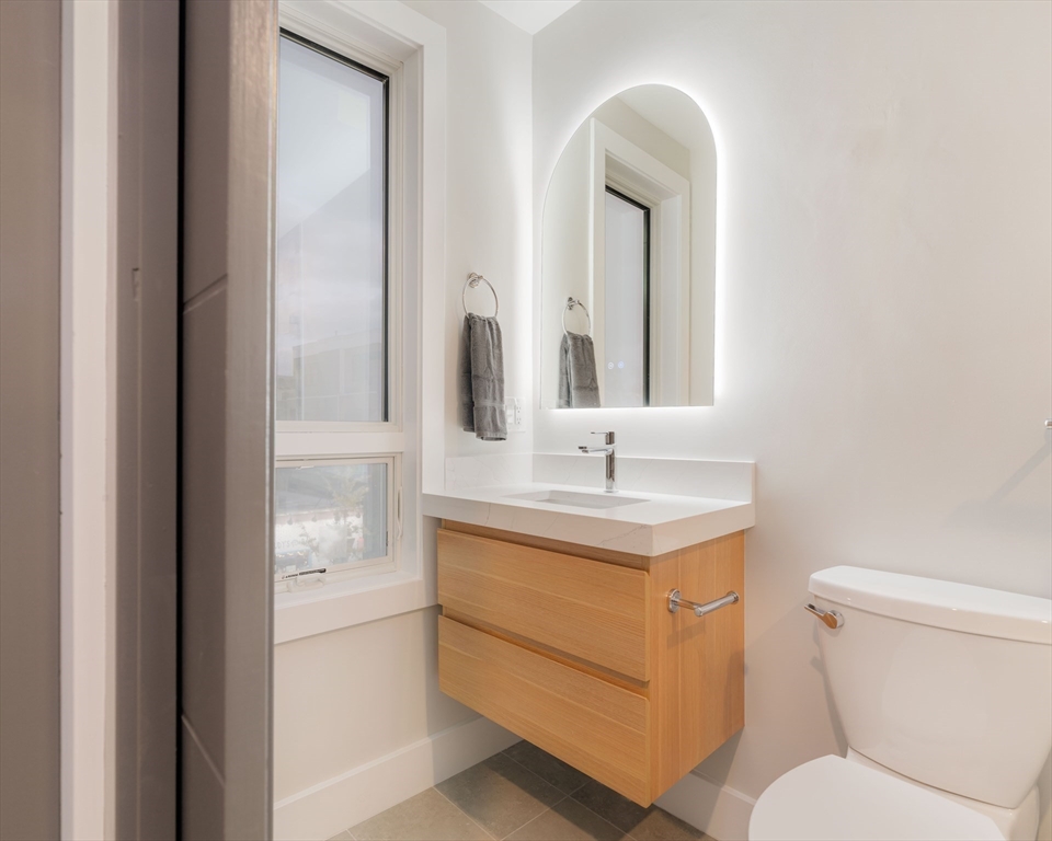 286 Broadway # 1