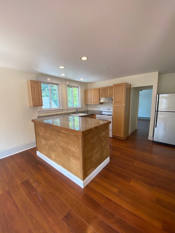 29 Blanchard Rd # 2