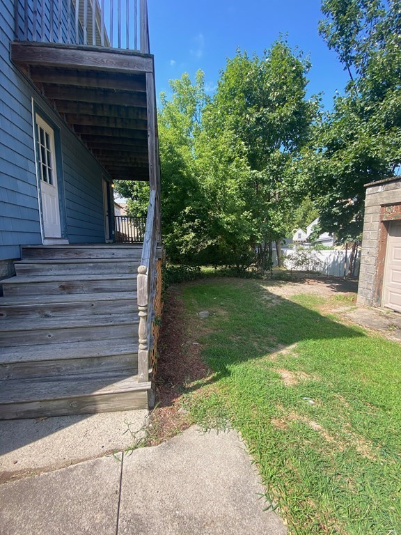29 Blanchard Rd # 2
