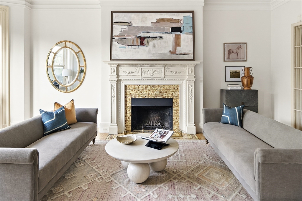 308 Commonwealth Ave Unit: Unit E