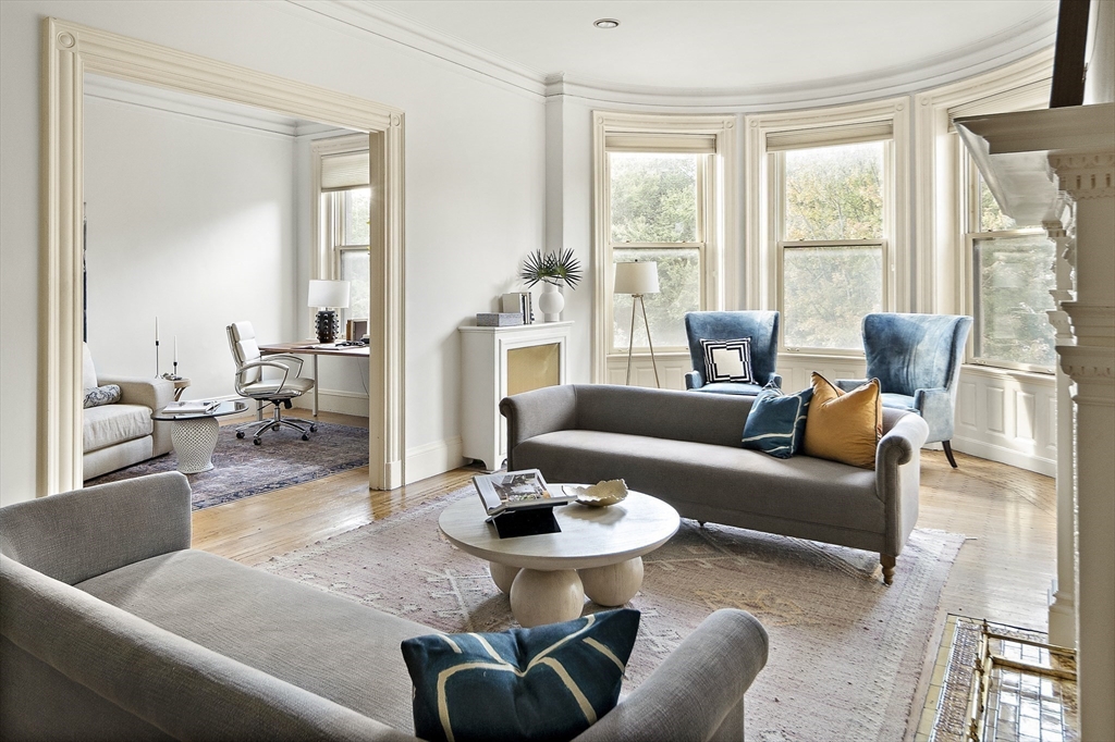 308 Commonwealth Ave Unit: Unit E