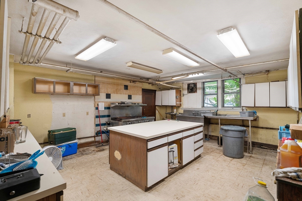 125 Highland Ave