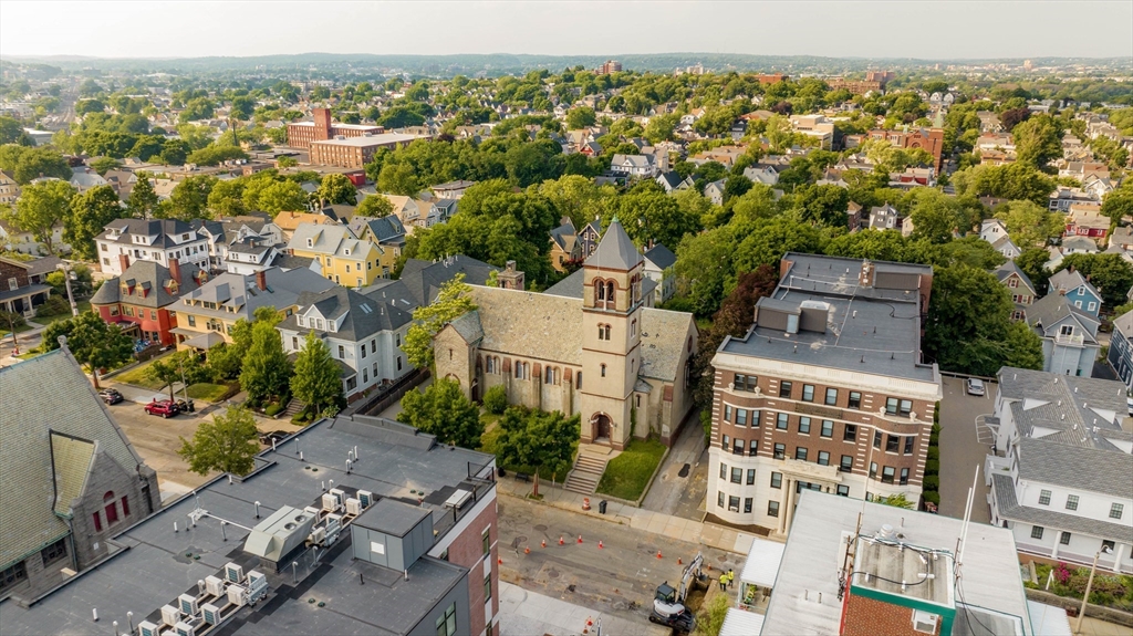 125 Highland Ave