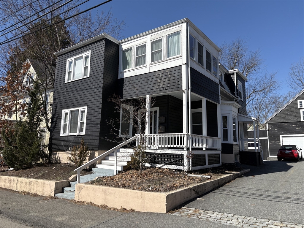 93 Floral St # 1