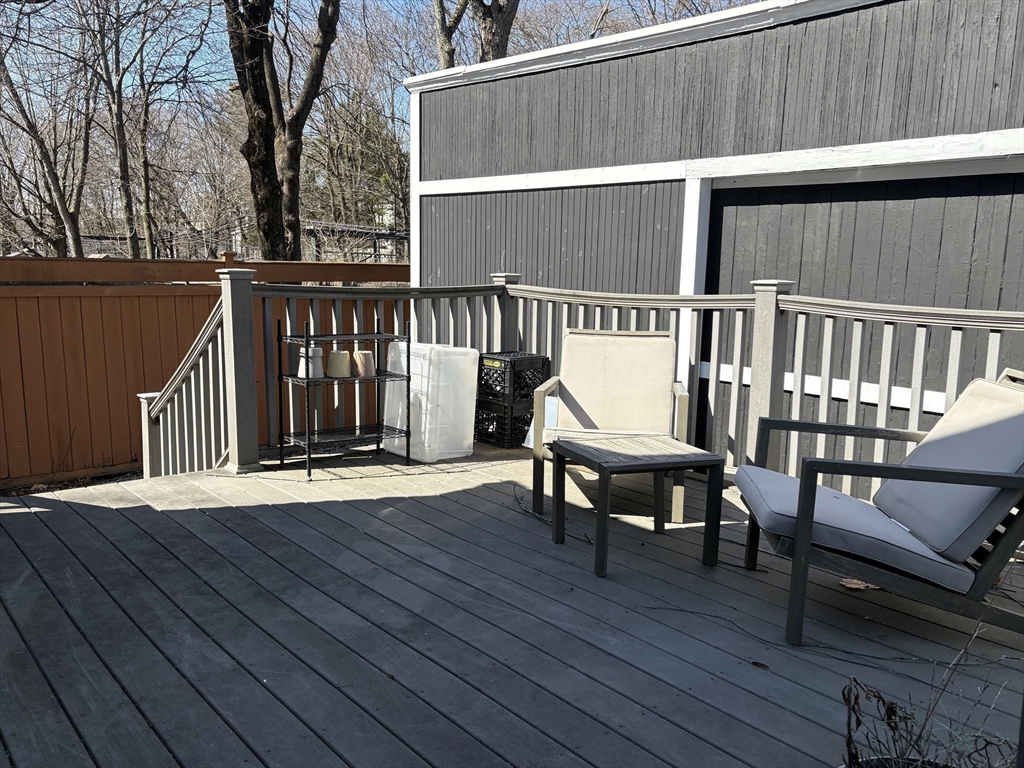 93 Floral St # 1