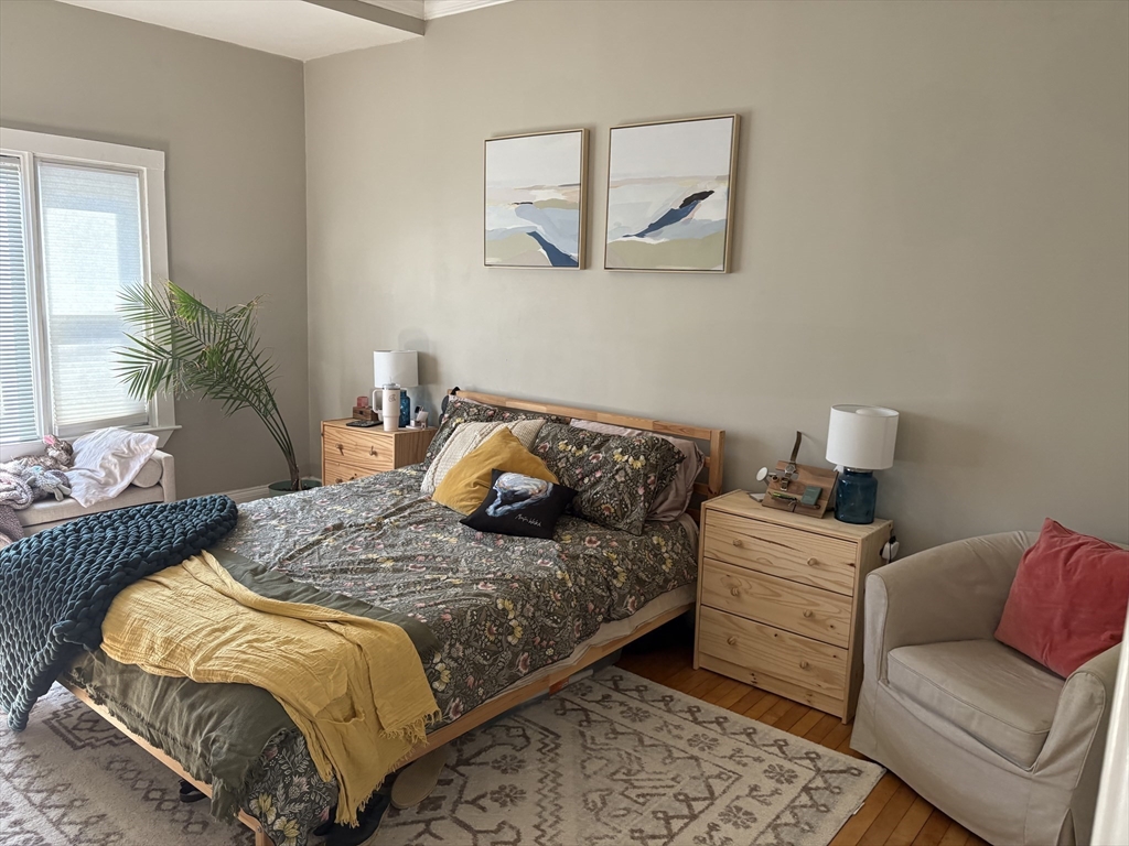 93 Floral St # 1