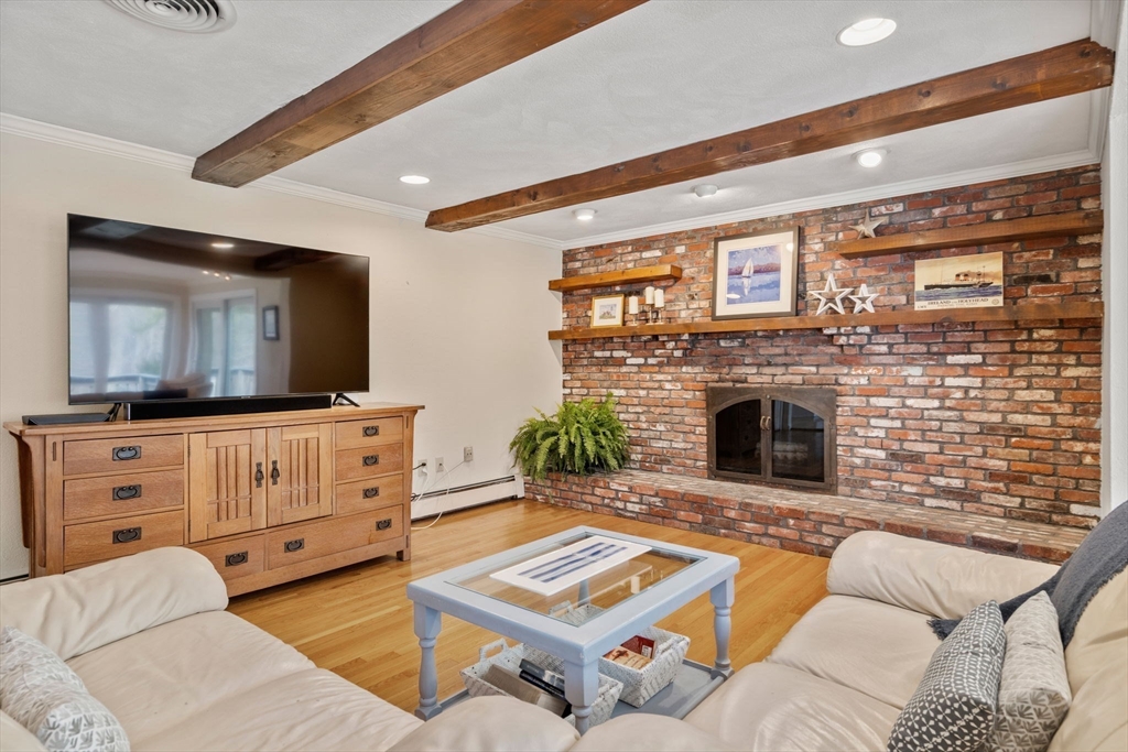 80 Oak Hill Drive