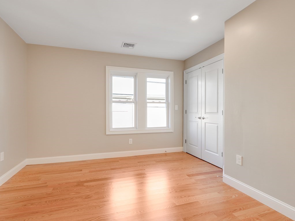 58 Hillsdale Rd # 1