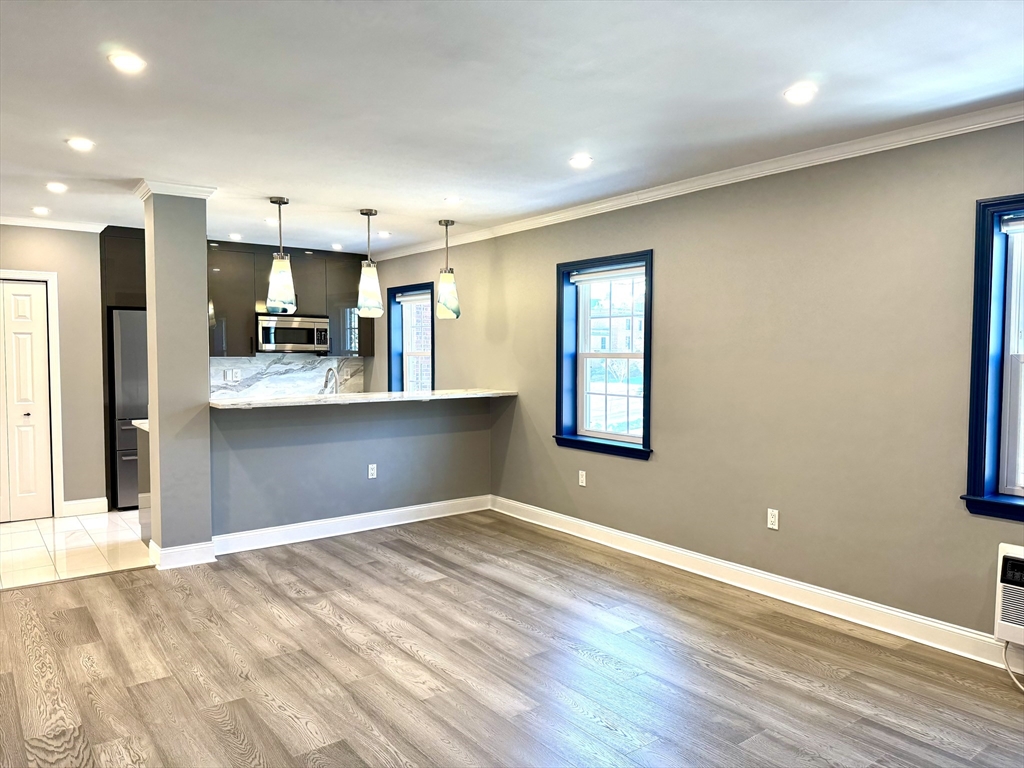 27-29 Commonwealth Ave # 6