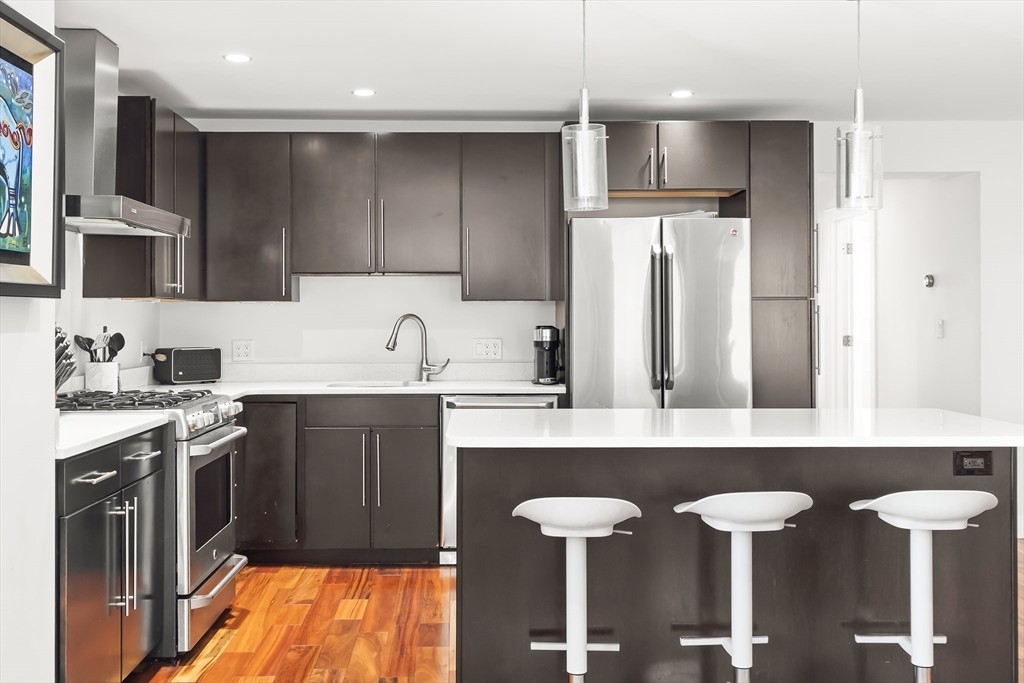 112 W 9th # 2