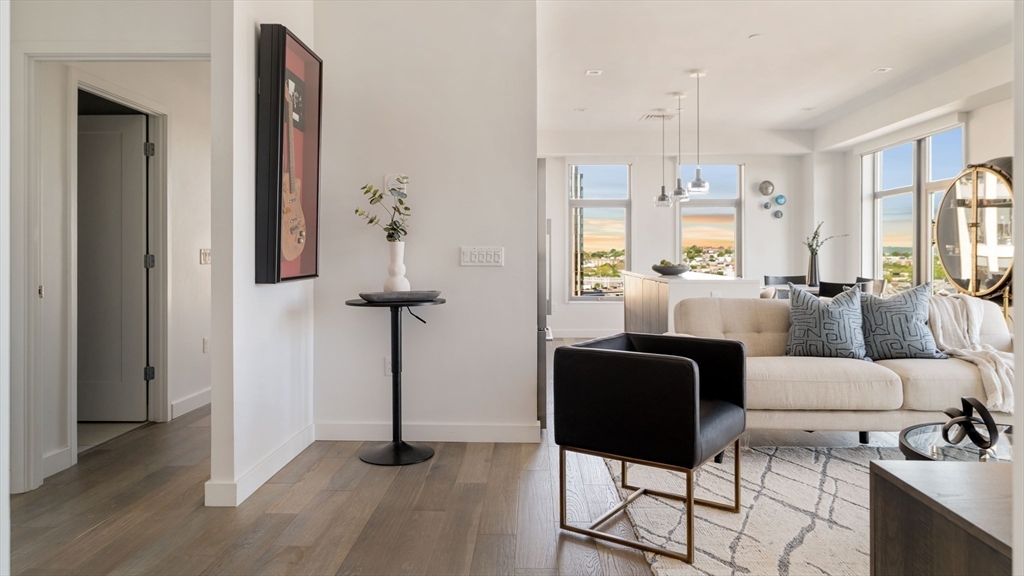 375 Canal St # 1014