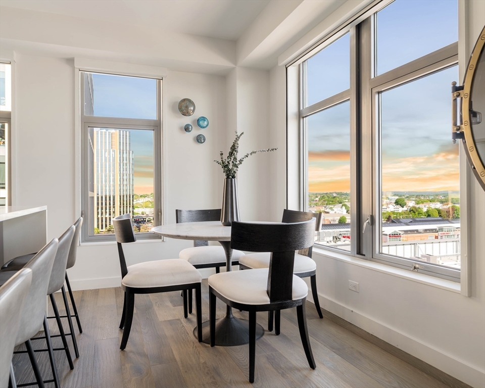 375 Canal St # 1014