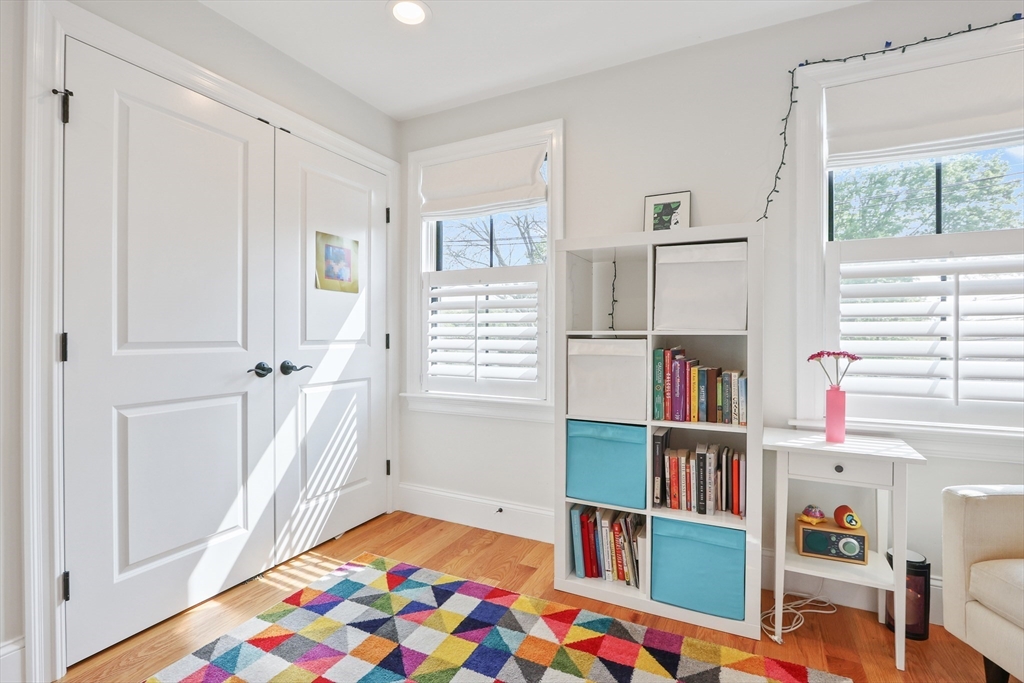 1473 Great Plain Ave