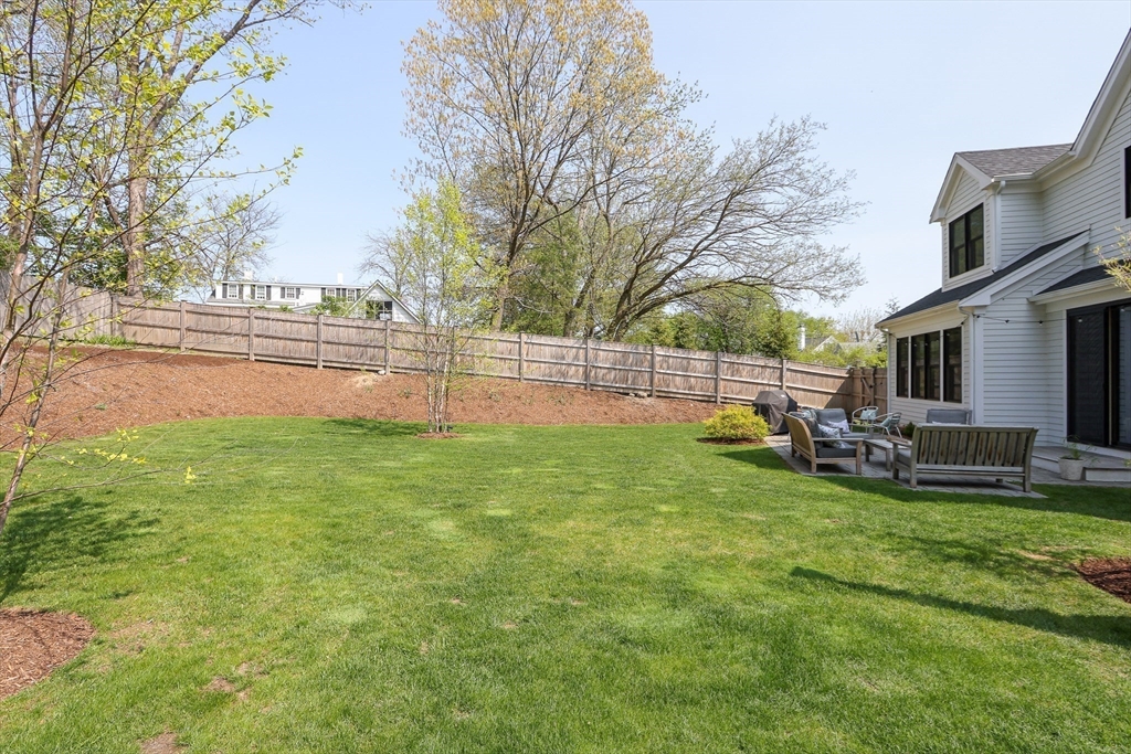 1473 Great Plain Ave