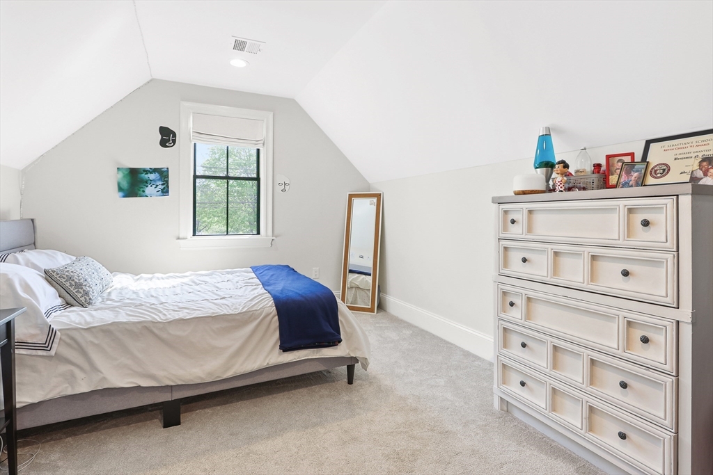 1473 Great Plain Ave