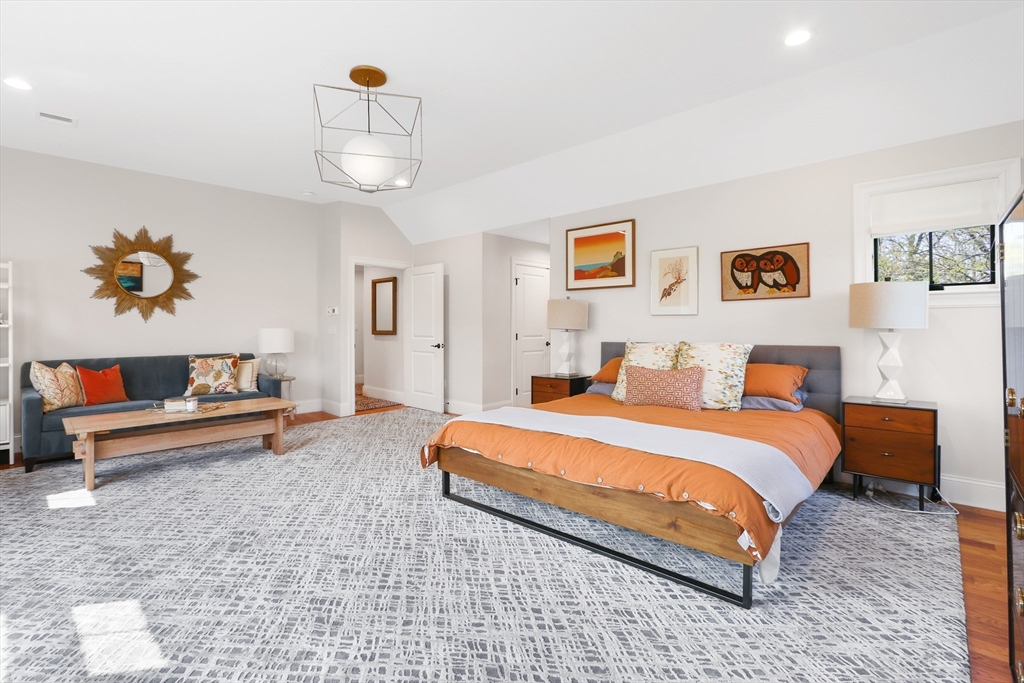 1473 Great Plain Ave