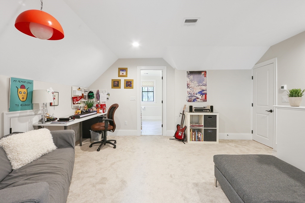 1473 Great Plain Ave