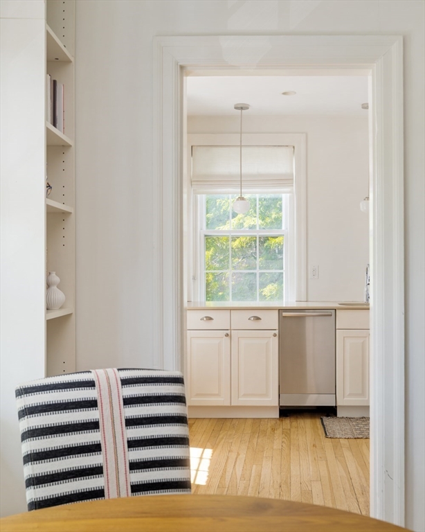 393 Broadway # 24