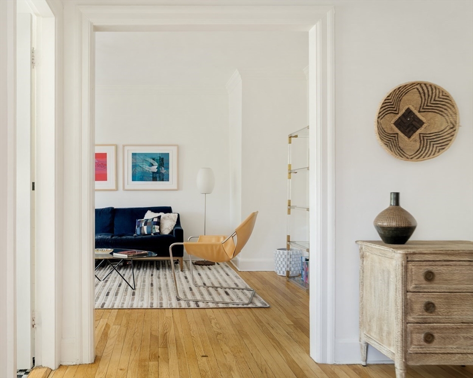 393 Broadway # 24