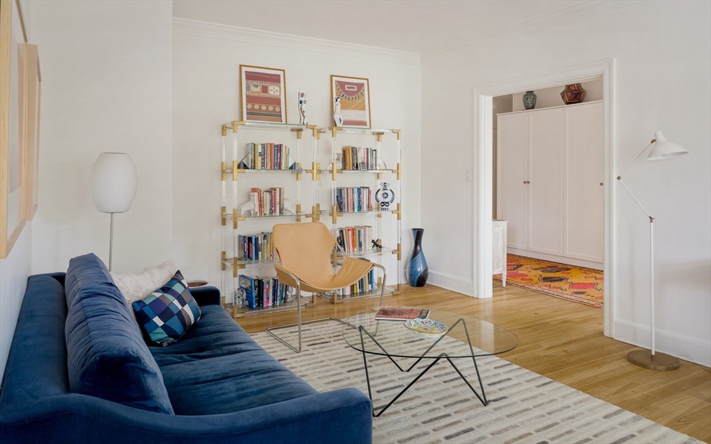 393 Broadway # 24