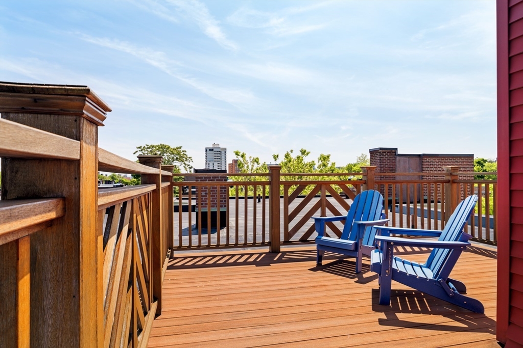 393 Broadway # 24