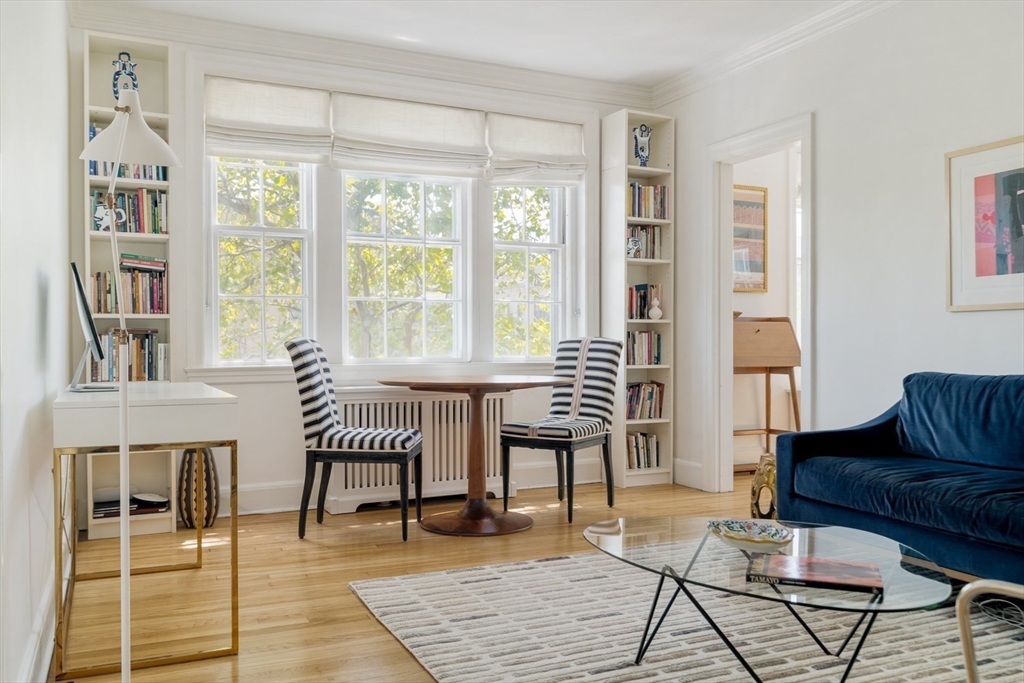 393 Broadway # 24