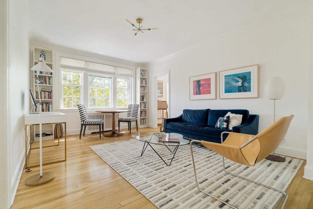 393 Broadway # 24