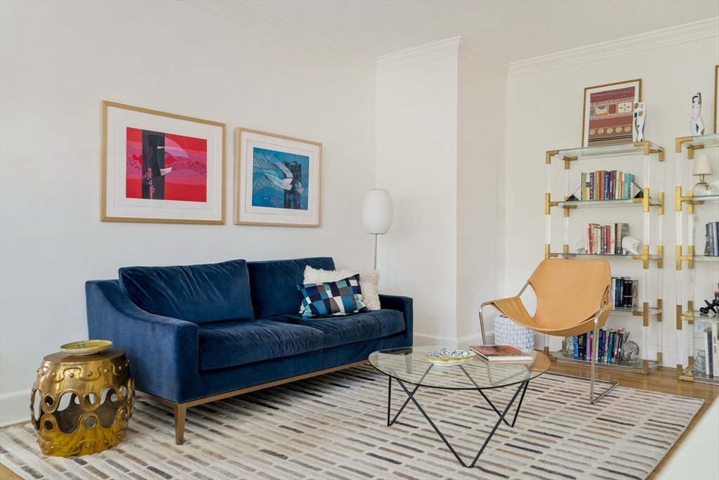 393 Broadway # 24