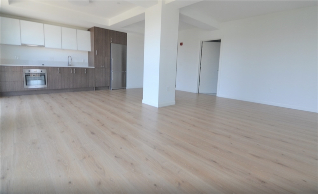 1282 Boylston St # 729